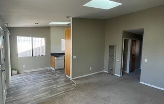 2 beds, 2 baths, $2,900, Unit 4077A