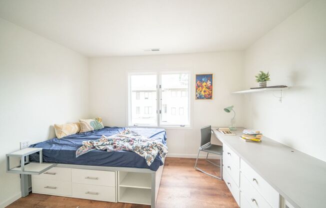 1 bed, 1 bath, 200 sqft, $1,795, Unit 8