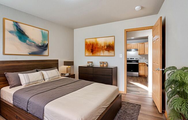 3 beds, 1.5 baths, 1,100 sqft, $1,199, Unit 247-302