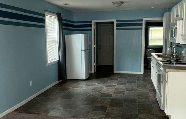 Charming 2 bed 1 bath home