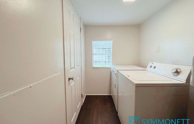 1 bed, 1 bath, 650 sqft, $750, Unit A