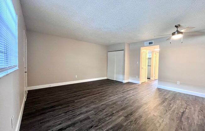 1 bed, 1 bath, 700 sqft, $1,449, Unit 219