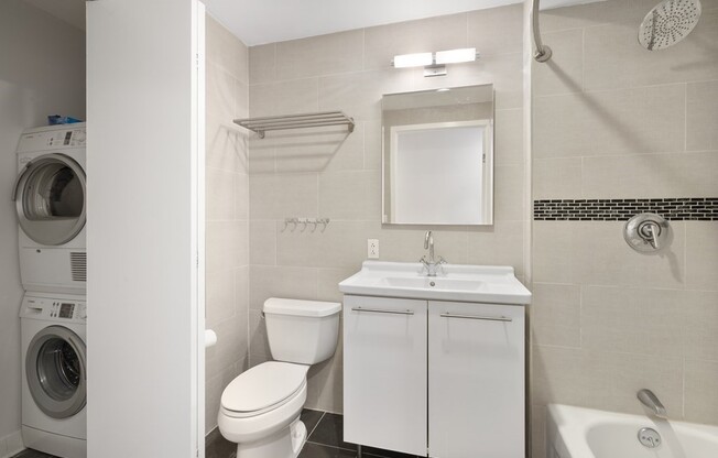 1 bed, 1 bath, 683 sqft, $3,200, Unit 510