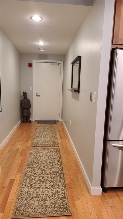 1 bed, 1 bath, 836 sqft, $3,600, Unit 903