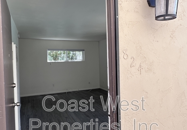 824 TOURMALINE ST