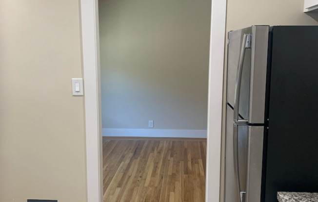 2 beds, 1 bath, $2,995, Unit 3