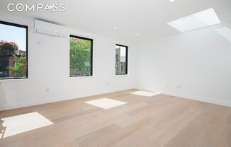 168 WYTHE AVE