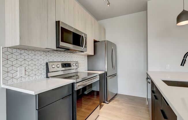 2 beds, 1 bath, 775 sqft, $1,865, Unit 506