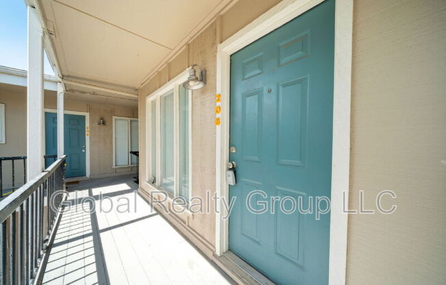 255 E RAMPART DR