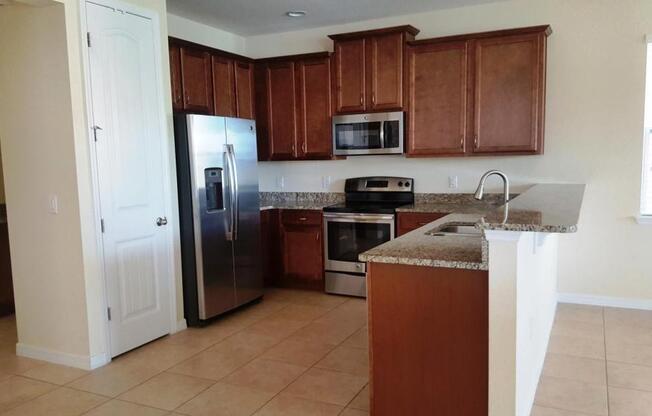 13778 SUMMERPORT TRL LOOP
