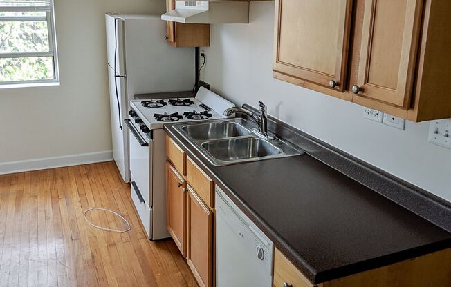 1 bed, 1 bath, 670 sqft, $1,635, Unit 1922-3