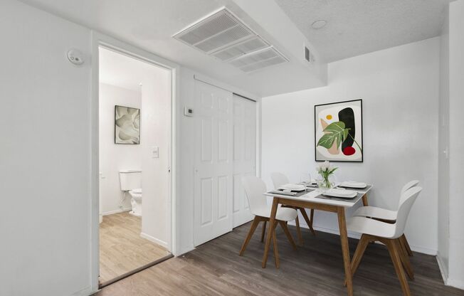 1 bed, 1 bath, 586 sqft, $999, Unit S112