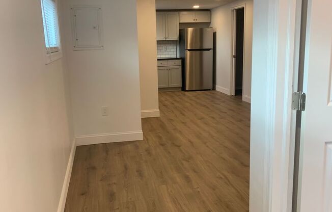 1 bed, 1 bath, 550 sqft, $1,300, Unit Apt #1 Ground Floor