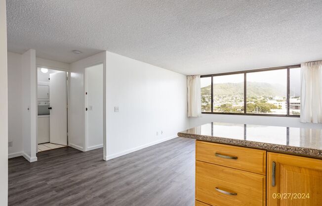 1 bed, 1 bath, $2,100