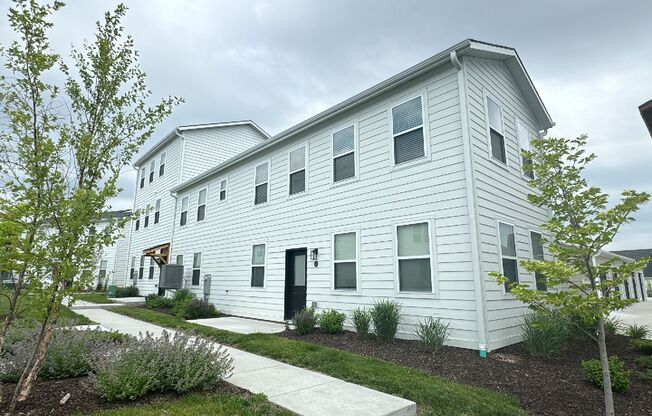 2 beds, 2.5 baths, 1,416 sqft, $2,595, Unit MODEL 10222 S 130th Court Unit 102 B1416 MEWS House with 2 Car Garage A9