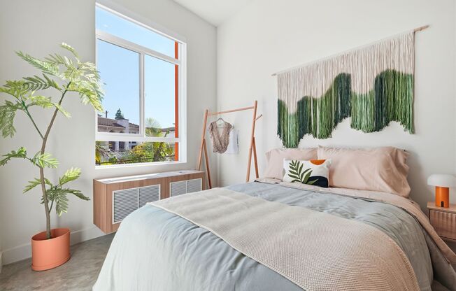 Studio, 1 bath, 218 sqft, $1,478, Unit 2-C