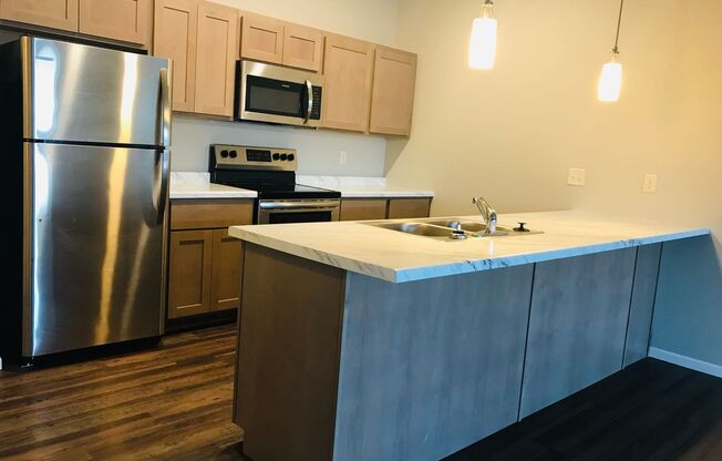 1 bed, 1 bath, 782 sqft, $975, Unit 312