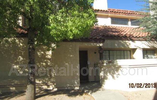 609 E MESQUITE Circle