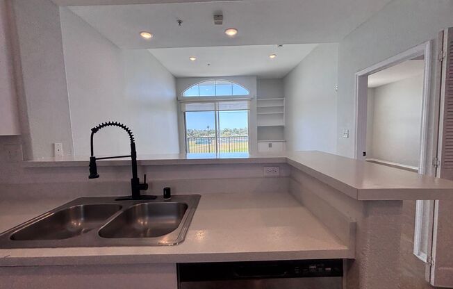 1 bed, 1 bath, 705 sqft, $2,548, Unit 322