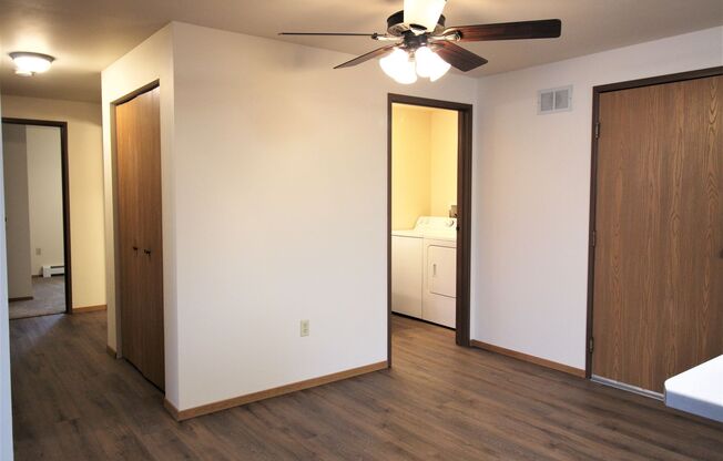 3 beds, 1.5 baths, 1,109 sqft, $1,449, Unit WE 1004-03