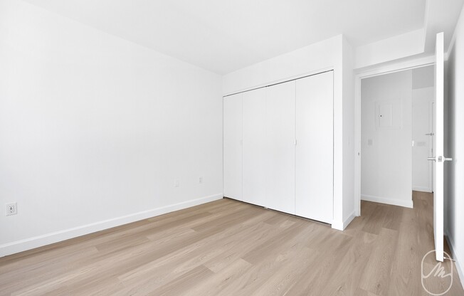 1 bed, 1 bath, $5,200, Unit 19G