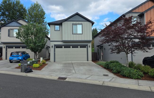 Beautiful 3 Bedroom Modern Home with Luxury Finishes