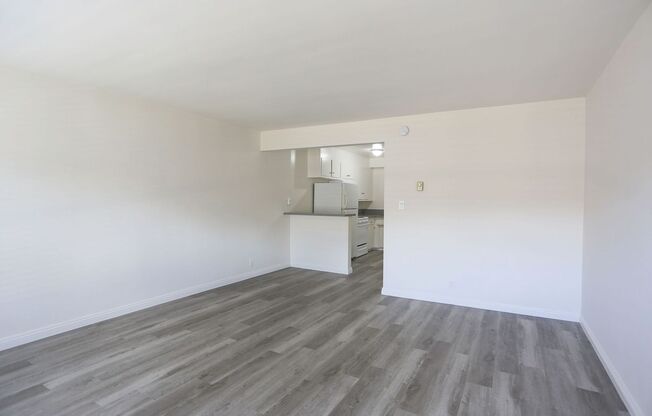 Studio, 1 bath, $1,425, Unit 57