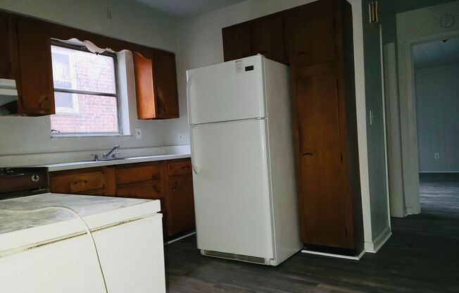 6431 Hammel Ave.