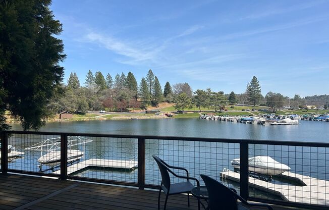 Beautiful Fully Furnished Lake Front Home available JUNE-SEPTEMBER