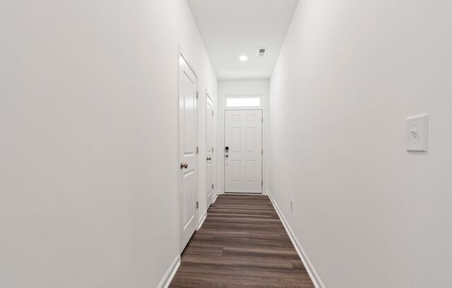 Modern 3-Bedroom Townhome Near Downtown Durham – Limited-Time Offer
