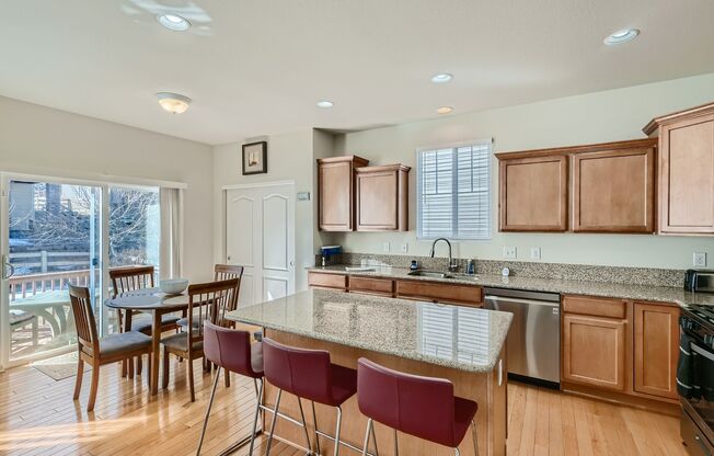 5 Bedroom in Anthem Highlands