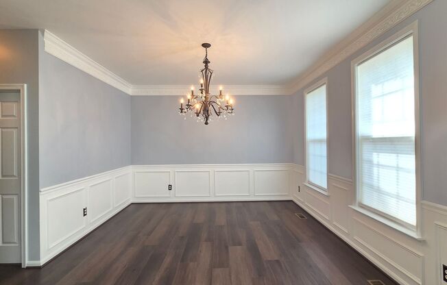 Luxurious Kingstowne Home