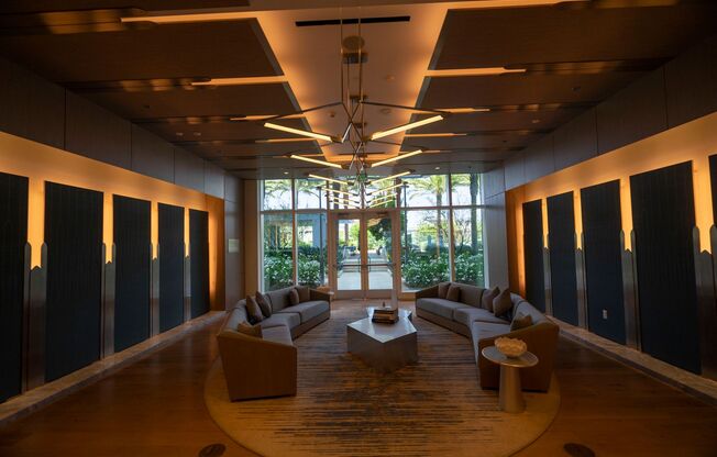 Studio, 1 bath, $2,195