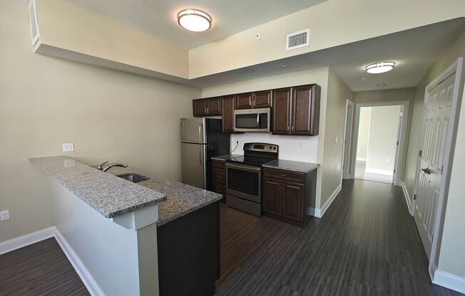 1 bed, 1 bath, 670 sqft, $1,650, Unit 401