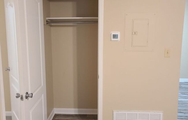 1 bed, 1 bath, $1,250, Unit 1 bedroom, 1 bath (1st Floor)