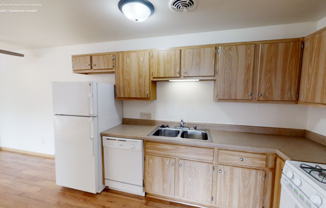 2 beds, 1 bath, $985, Unit 215-10