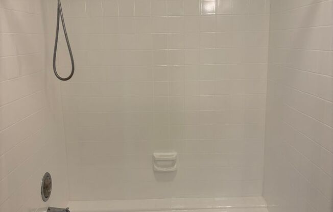 1 bed, 1 bath, 944 sqft, $2,350, Unit 3750