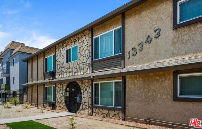 13343 VICTORY BLVD