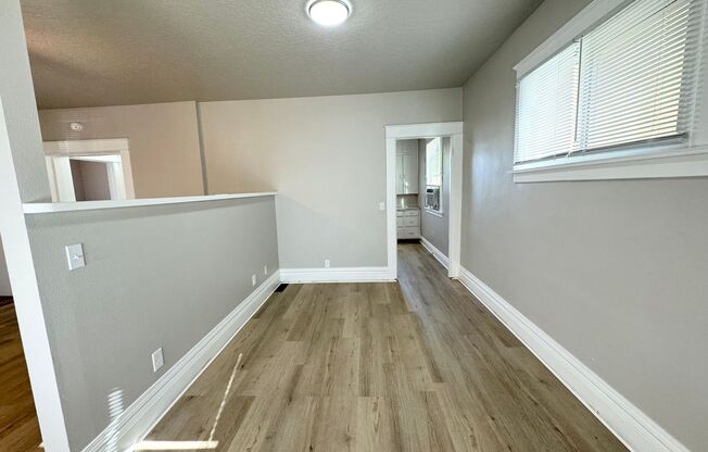 2 beds, 1 bath, 1,000 sqft, $1,300, Unit Unit 1