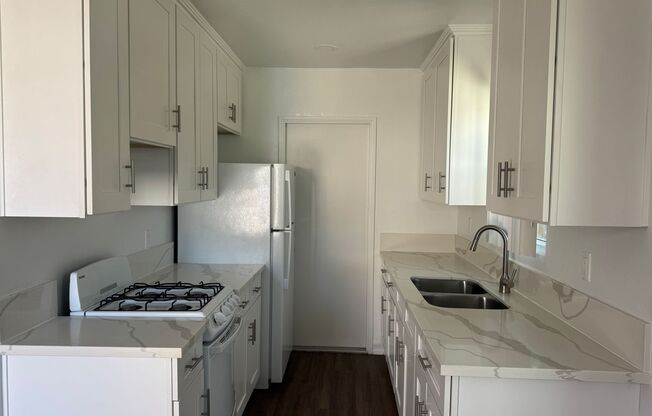 170 1/2 Garret Avenue