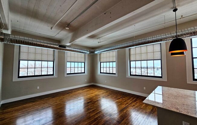 1 bed, 1 bath, 789 sqft, $2,200, Unit UNIT 615