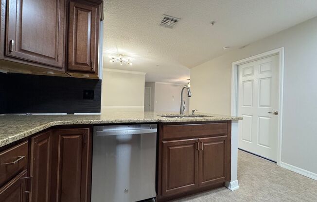 Oviedo 2/2 Condo with Tile & LVP Flooring, Updated Baths, New Paint & Appliances!