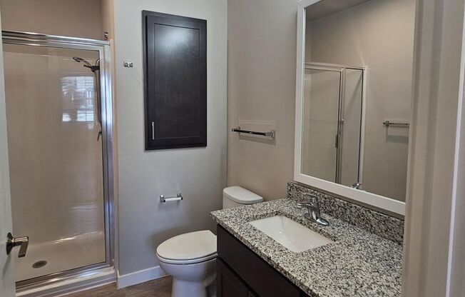 2 beds, 2 baths, 951 sqft, $2,000, Unit 407