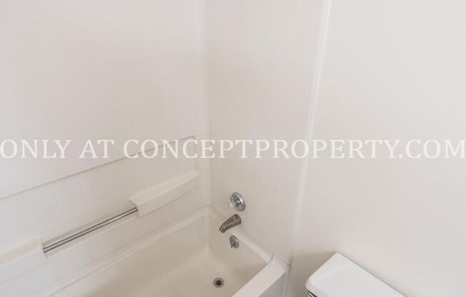 2 beds, 2 baths, 1,100 sqft, $1,349, Unit 4080 22