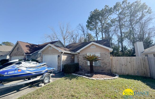 Charming 3-Bedroom Home in Forest Oaks!