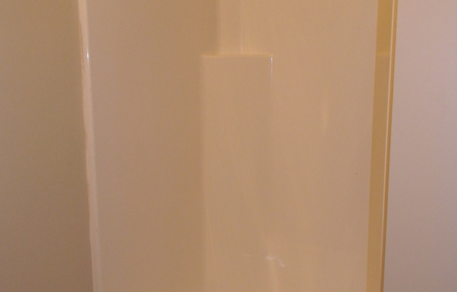 2 beds, 2 baths, 1,052 sqft, $1,045, Unit 72