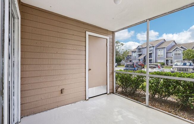 2 beds, 2 baths, 894 sqft, $1,685