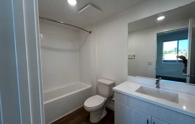 2 beds, 2 baths, 902 sqft, $3,070, Unit 2110-302