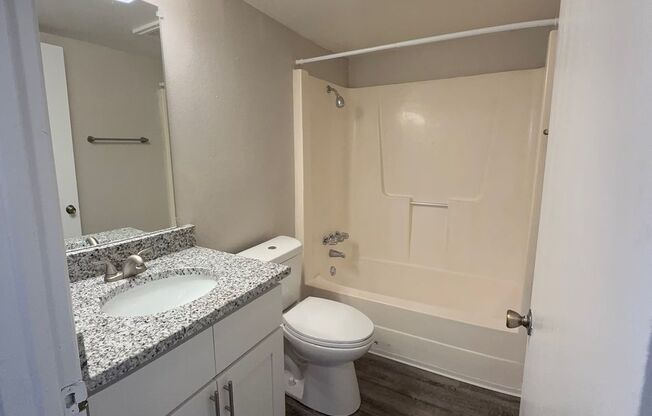 1 bed, 1 bath, 626 sqft, $823, Unit 1703