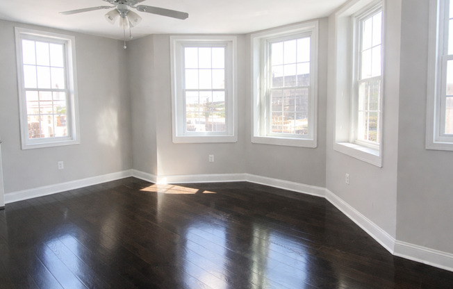 1 bed, 1 bath, 600 sqft, $1,495, Unit 1416-3R